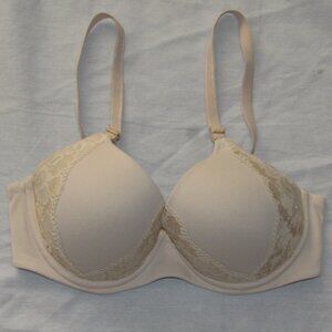 Soma Embraceable Perfect Coverage Beige Lace Trim T Shirt Bra sz 32D